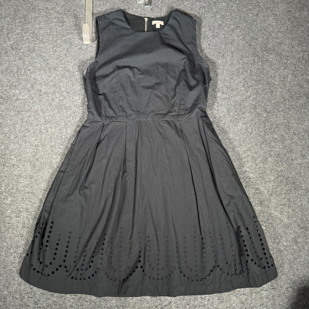 Gap Womens Black Eyelet Scalloped Hem Fit Flare Dress Pockets 227521‎ Size 12